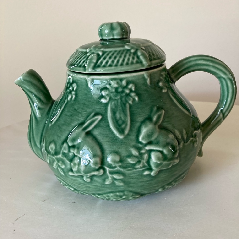 Bordallo Pinheiro Green Rabbit Teapot